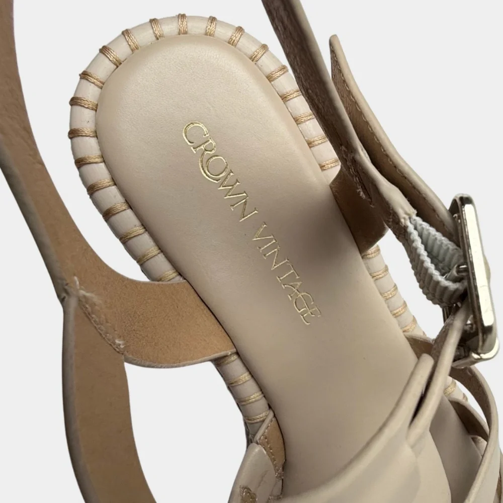 Crown Vintage Platform‎ Creme Summer Sandal Size 9.5M